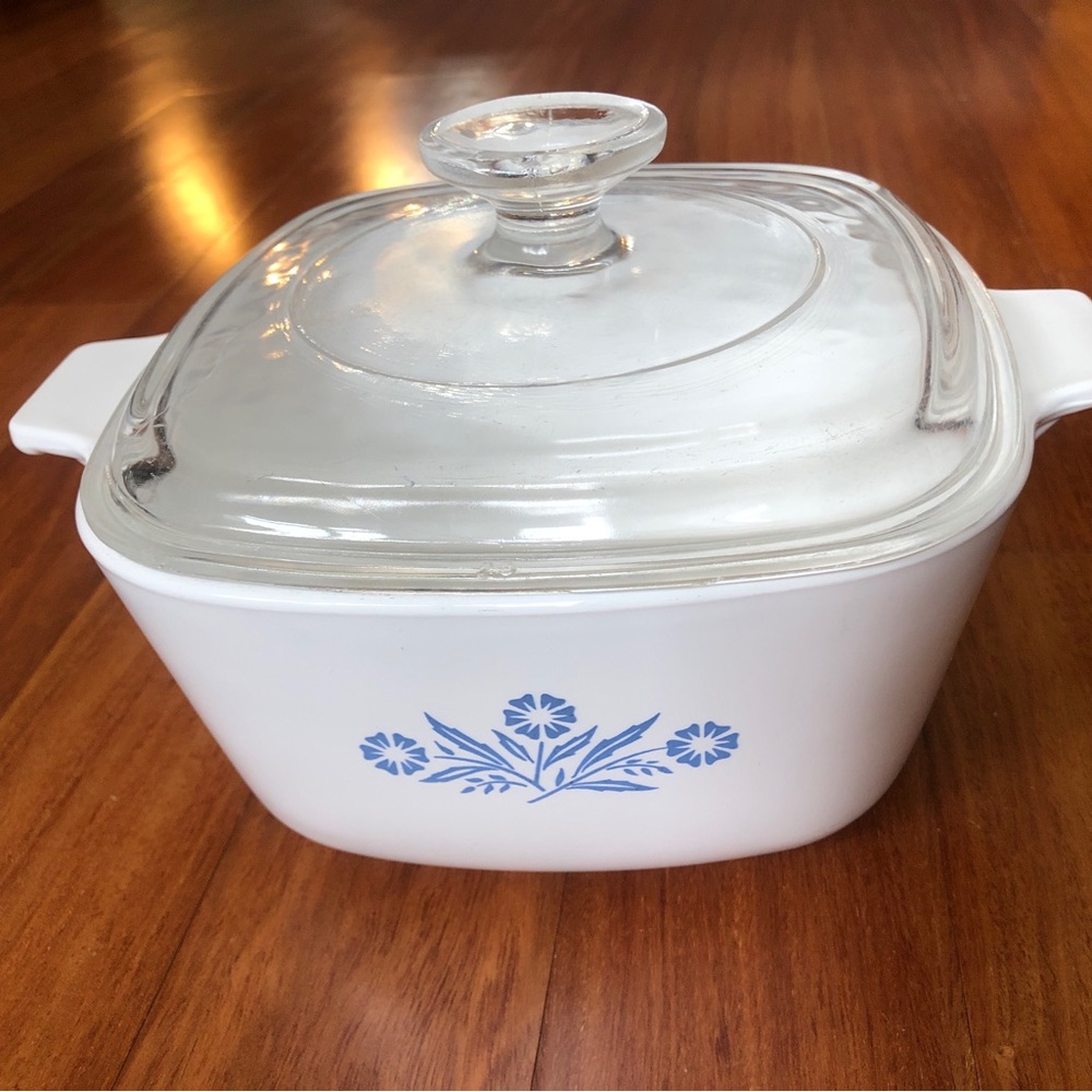 Vintage Corningware Casserole Dish P-1 3/4-B Like New